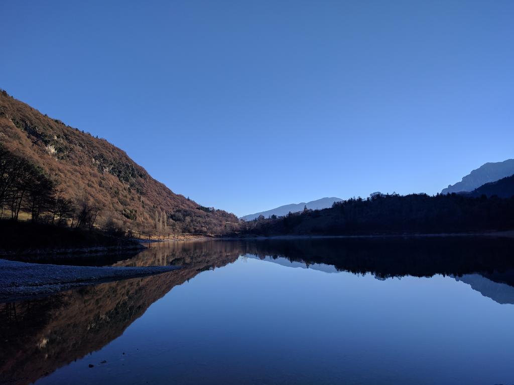Отель Garni Al Laghet Тенно Экстерьер фото